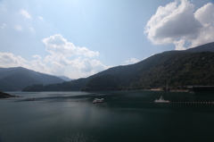 奥多摩湖