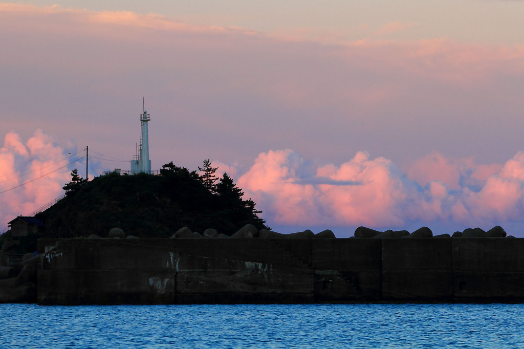 気温17℃の朝・夏雲