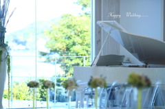 結婚式場　白いピアノ