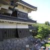 辰巳櫓1階と石垣’　