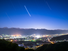 安曇野の夜景と田園風景