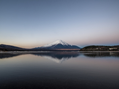 山中湖の夜明け③