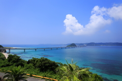 絶景　青空とエメラルドグリーン