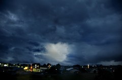 大雨警報発令中