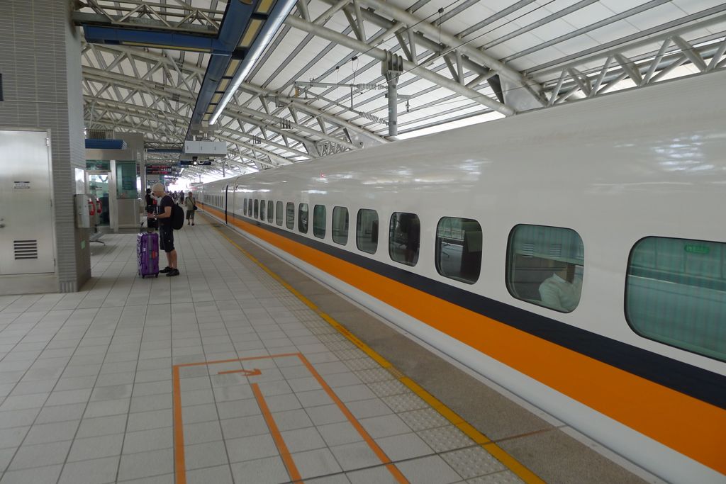 台中駅にて