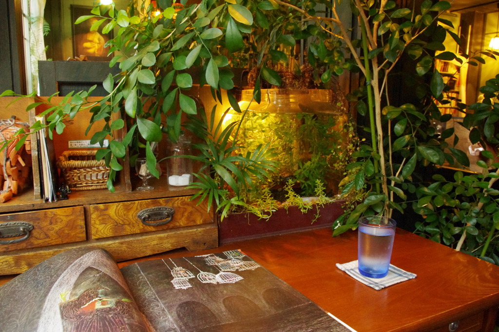 アール読書館