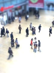 小人の交差点