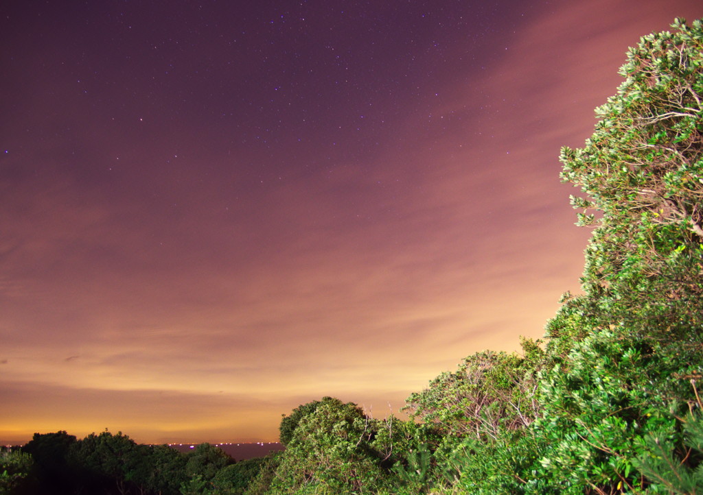 燃える夜空　２