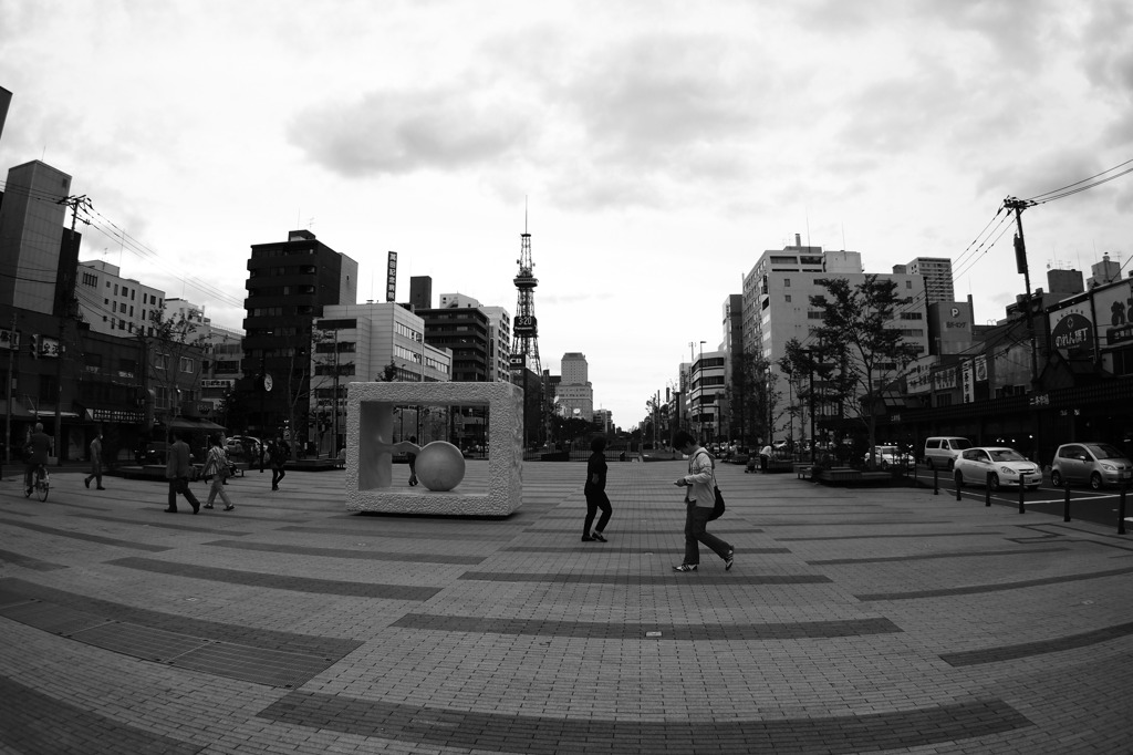 彫刻のある風景