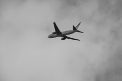 新千歳空港への旅　＝モノクロ＝