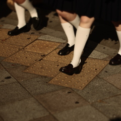 WATCH YOUR STEP！　１