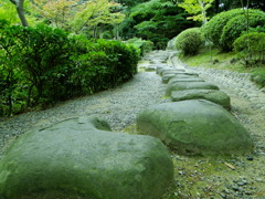 石の道