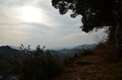 夕陽と山道