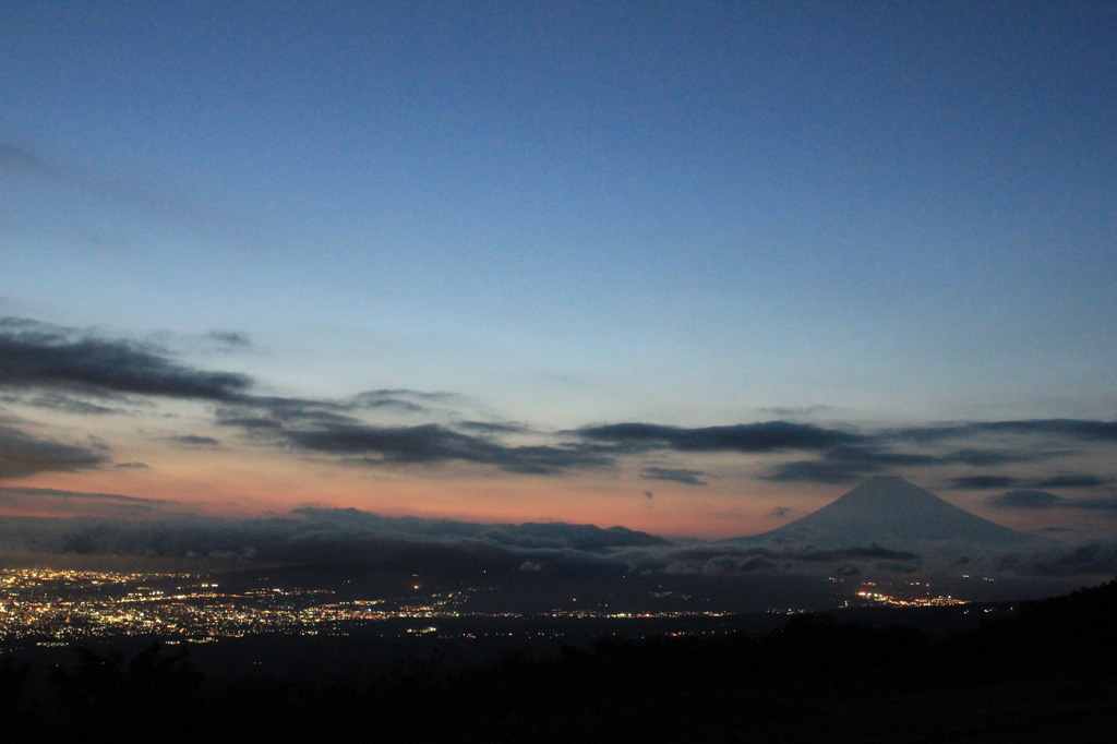 夕暮れの富士