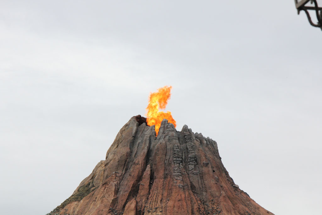 20100810TDS-059プロメテウス火山