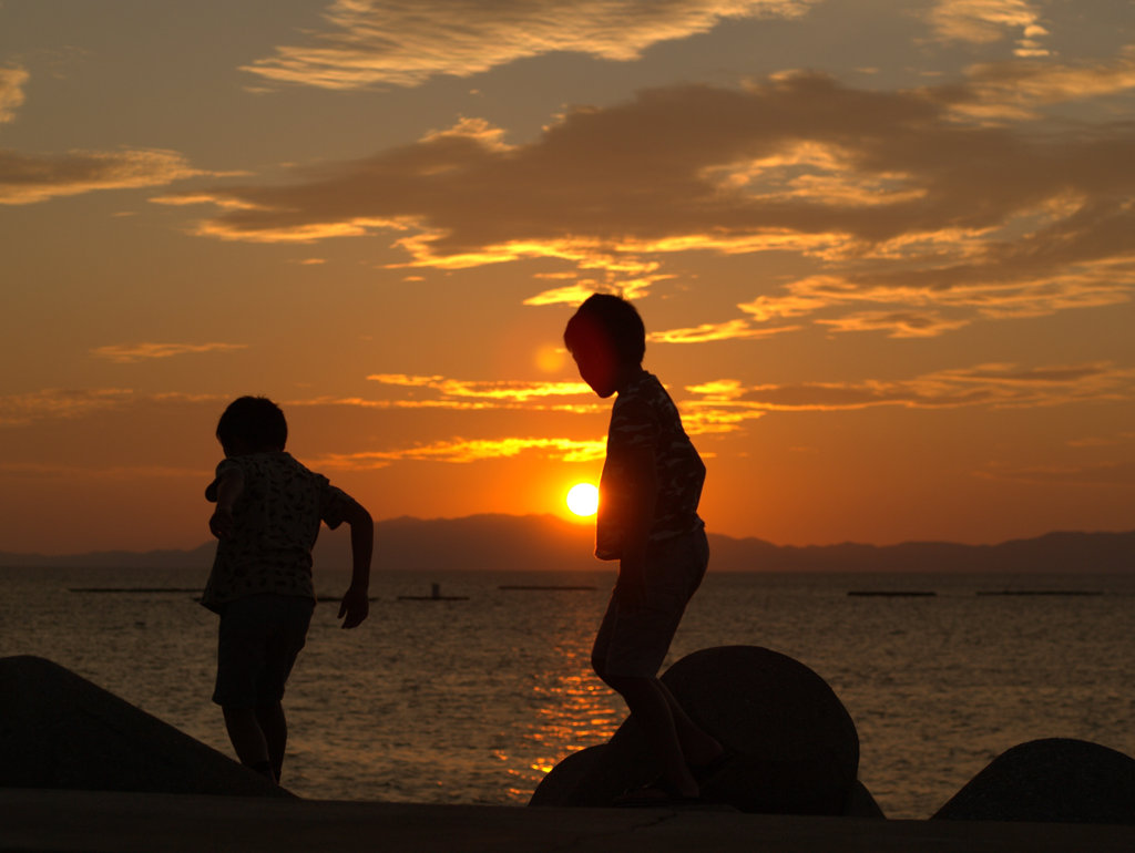 夕焼け子供