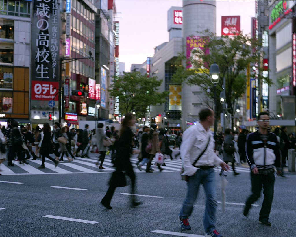 渋谷３