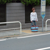 バスを待つ