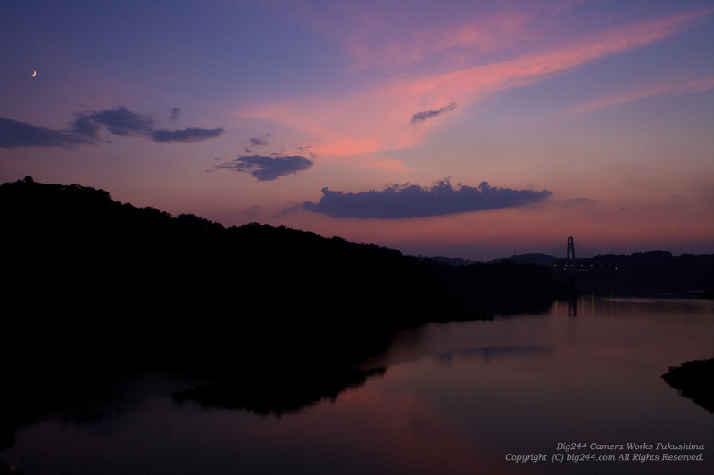 20130811_夕空に三日月