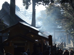 ③