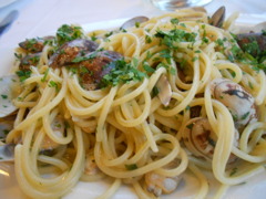 ボンゴレスパゲッティ　イタリアンを食べる！