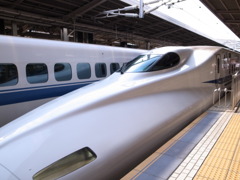 N700