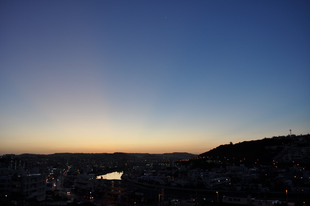 夜明け