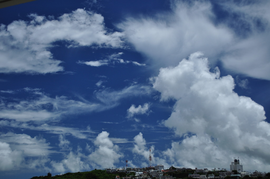 夏雲