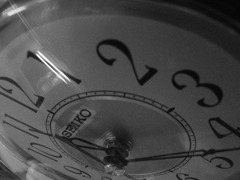 11：21