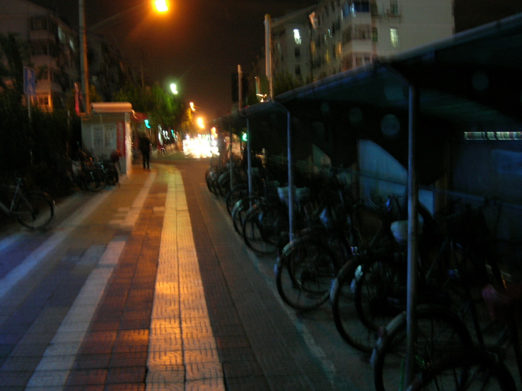 夜の自転車置き場