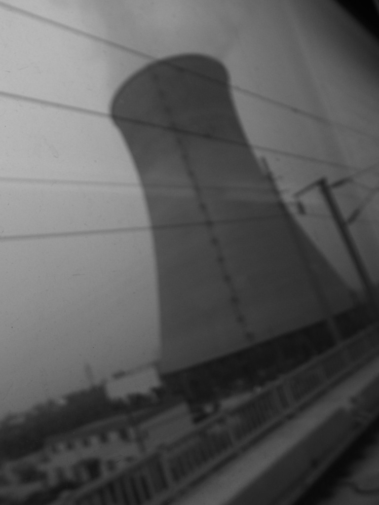 新幹線から撮った常州の発電所