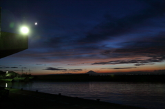 日没の漁港