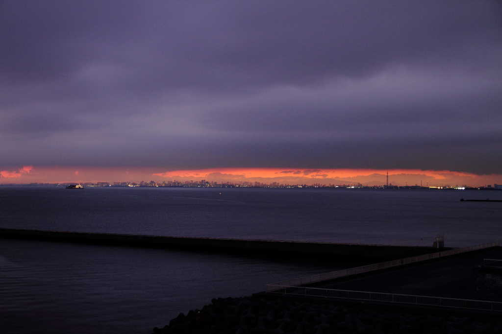 静と動の東京湾景