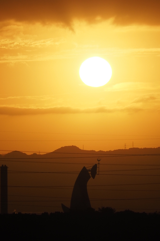 太陽と塔