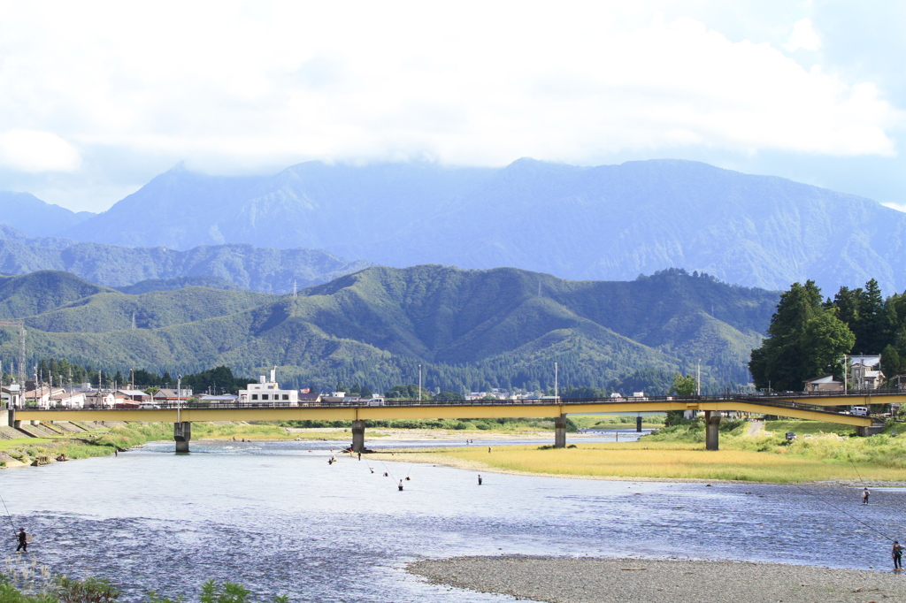 初秋の魚野川