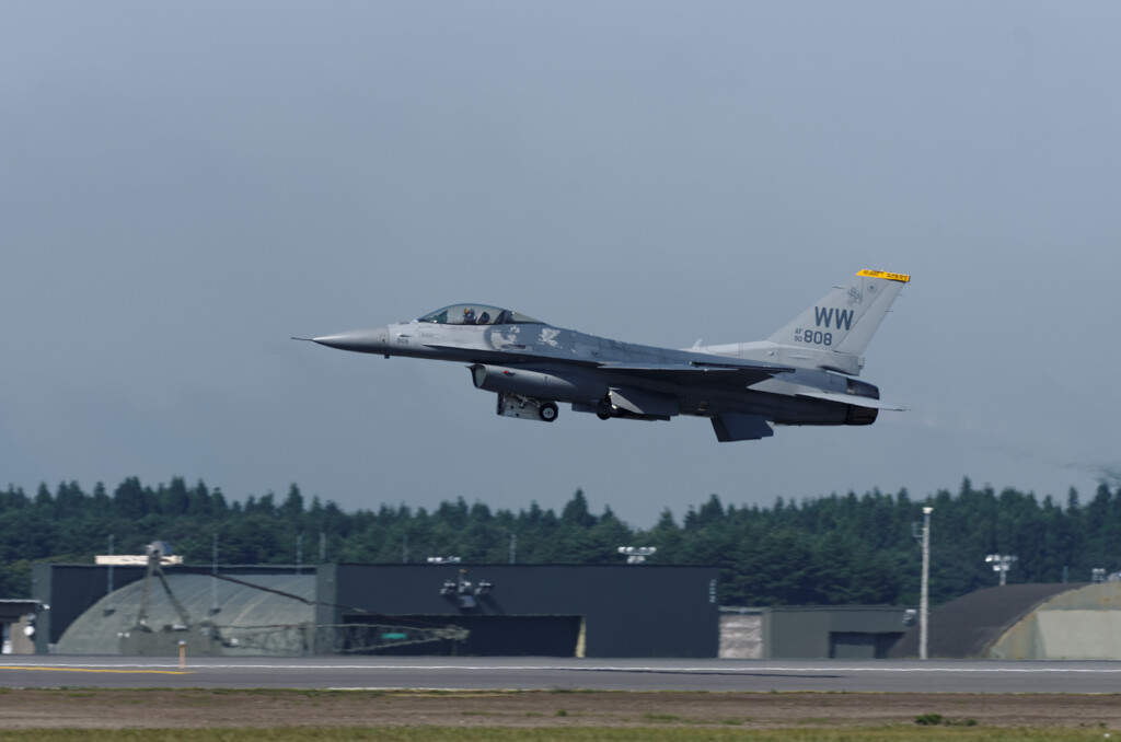 201909_F16-2