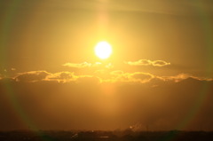 雲が光って
