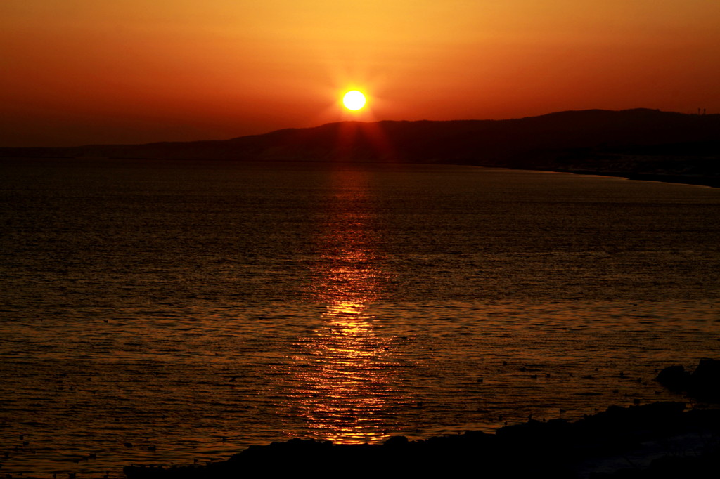 オホーツク海の夜明け