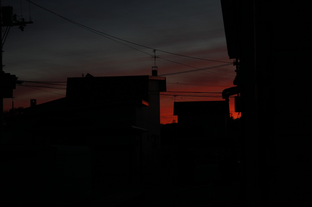 家から見た夕暮れ