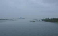 霧の木曽川