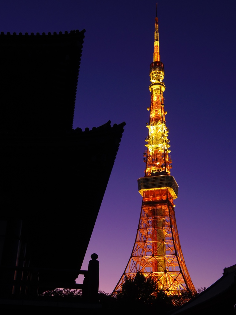 東京