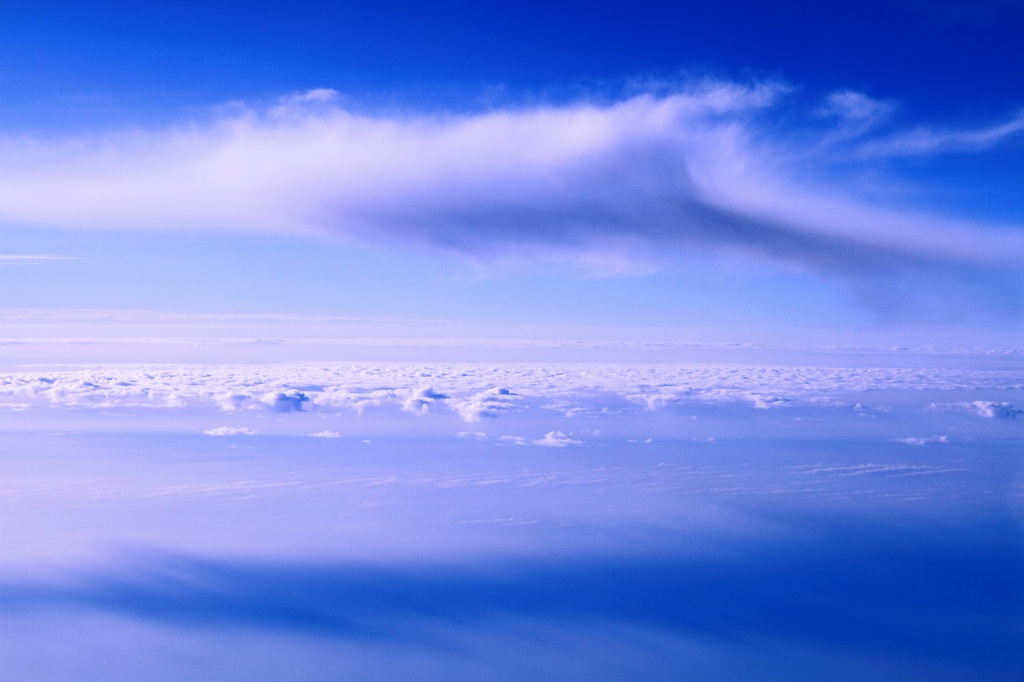 青い空　白い雲