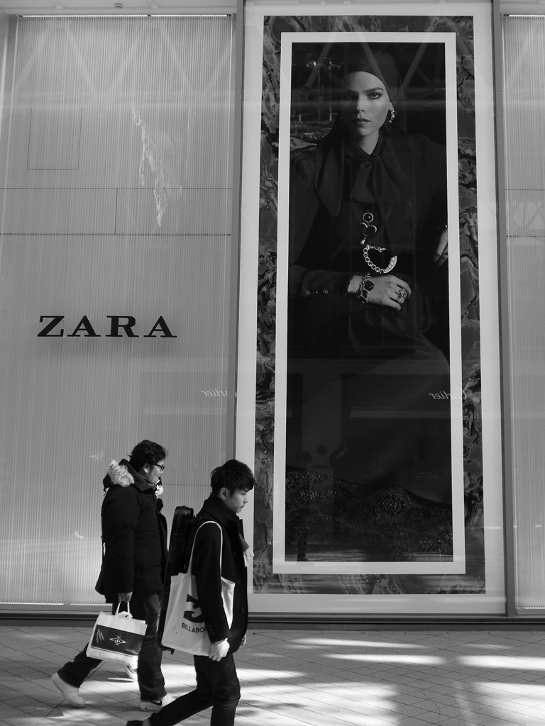 ZARAⅣ