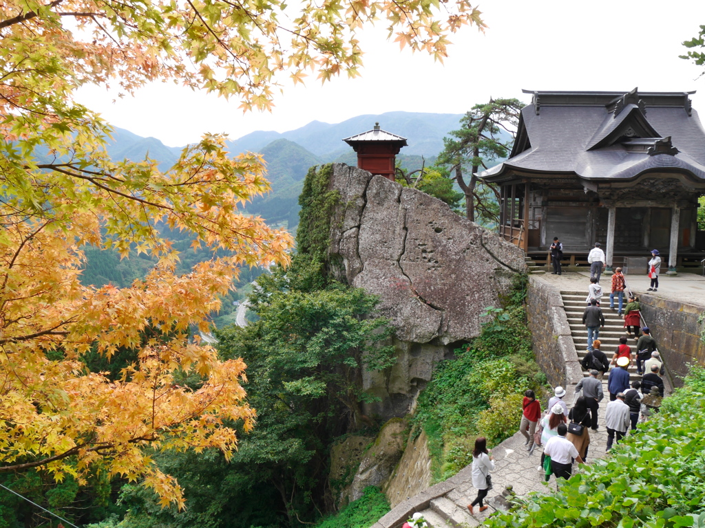 錦秋（前）の山寺