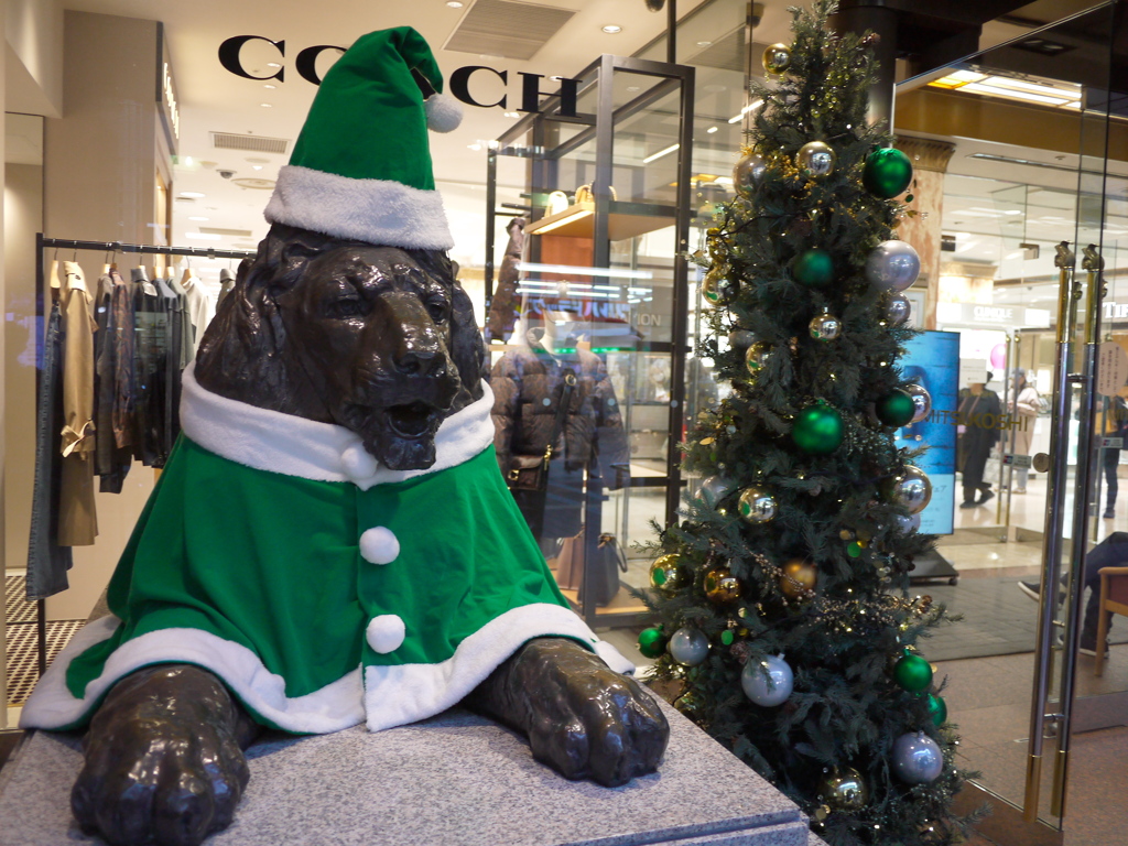 三越のライオンさん