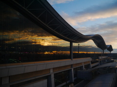 仙台空港の朝焼け