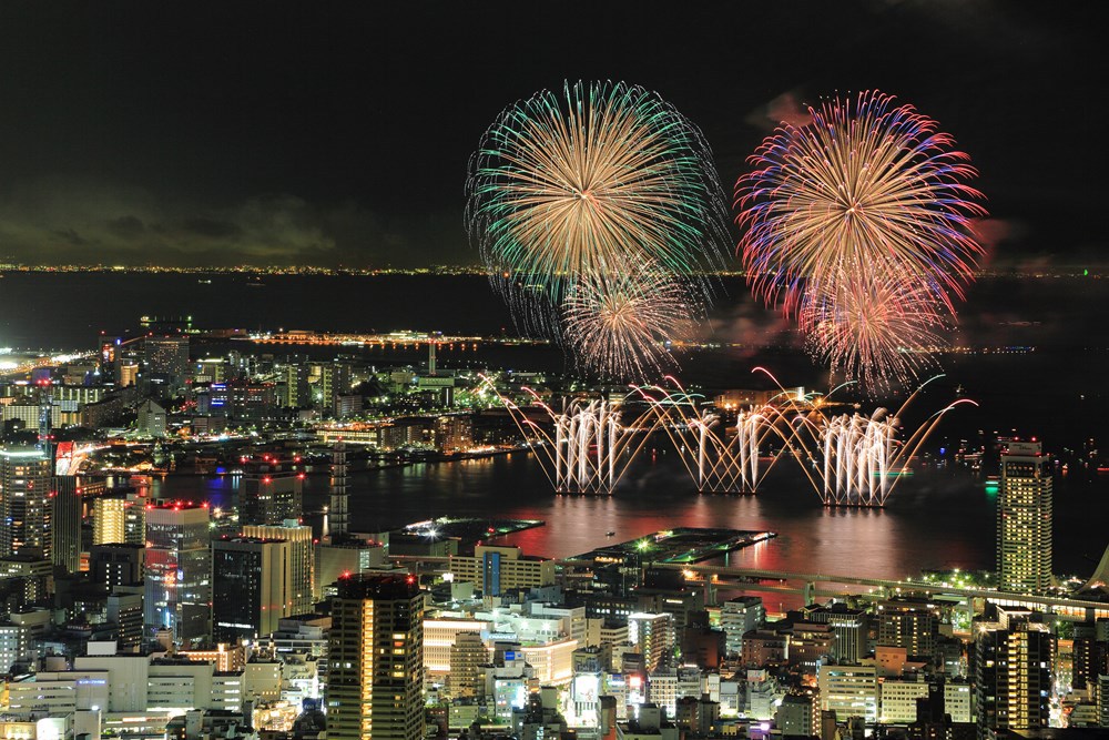 神戸海上に咲く花1