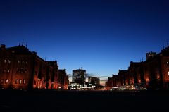 逢魔時の赤レンガ