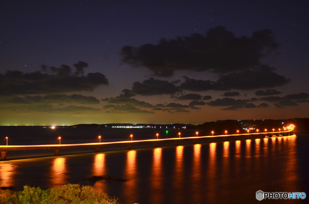 山口県　角島大橋の夜景