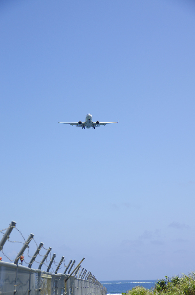737